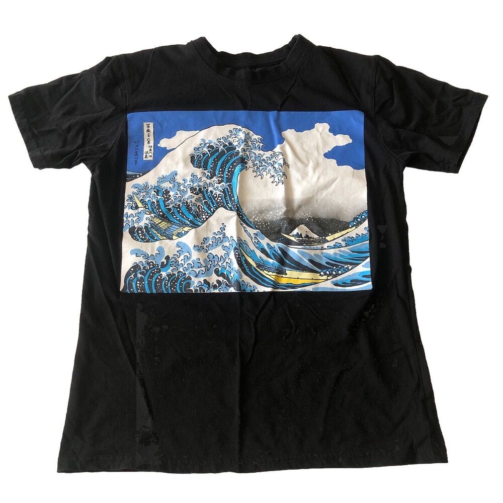 Kanagawa Wave T-shirt Men’s Size Small